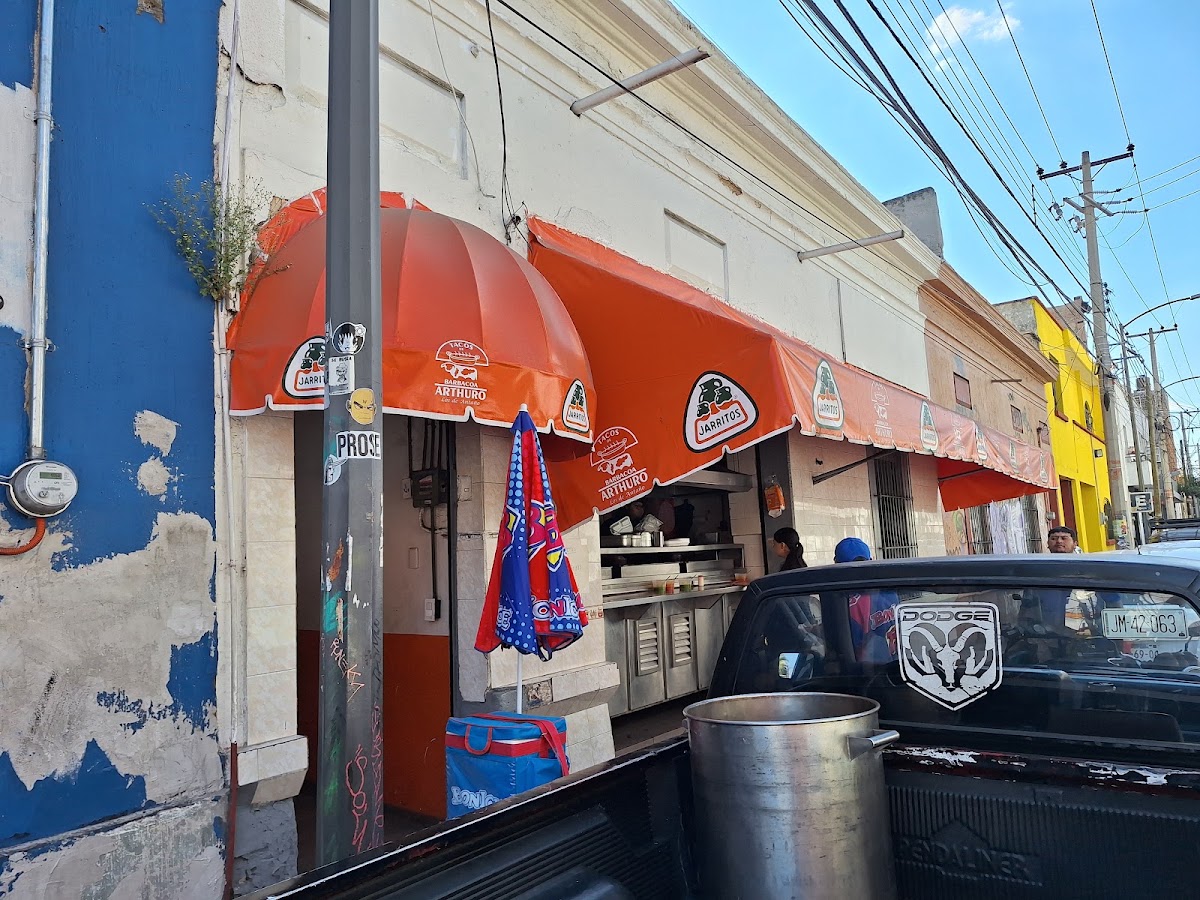 Tacos de Barbacoa Arthuro Los de Antaño
