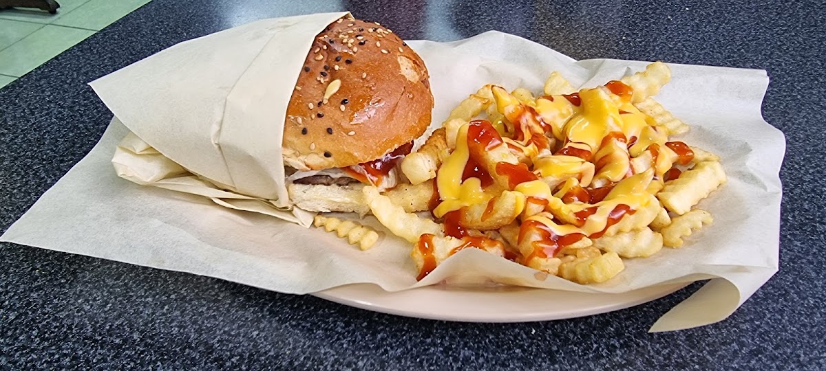 TORTAS Y TACOS "EL POLLO"