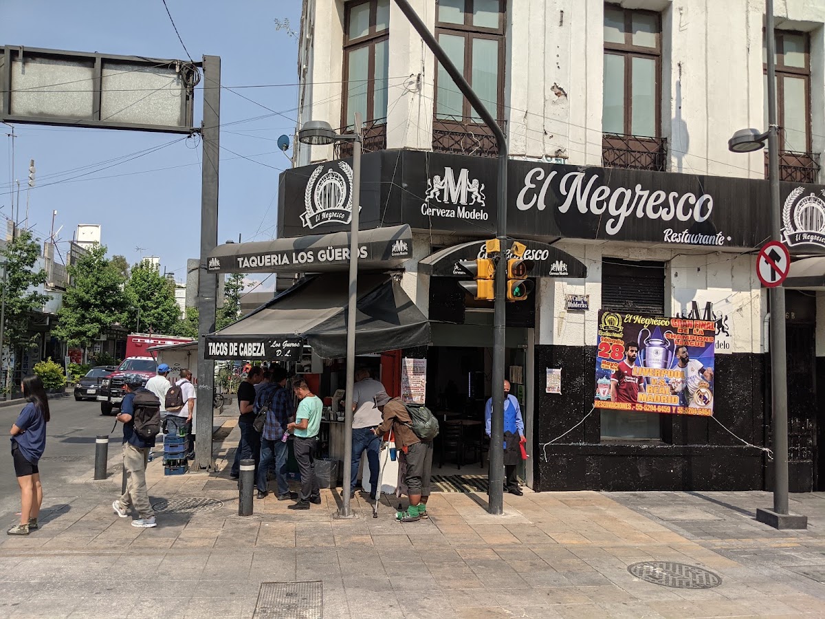Tacos De Cabeza Los Gueros